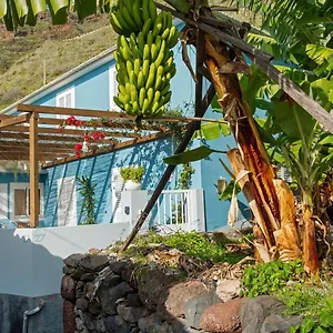 https://blue-by-the-sea-house.madeira-islandshotels.com